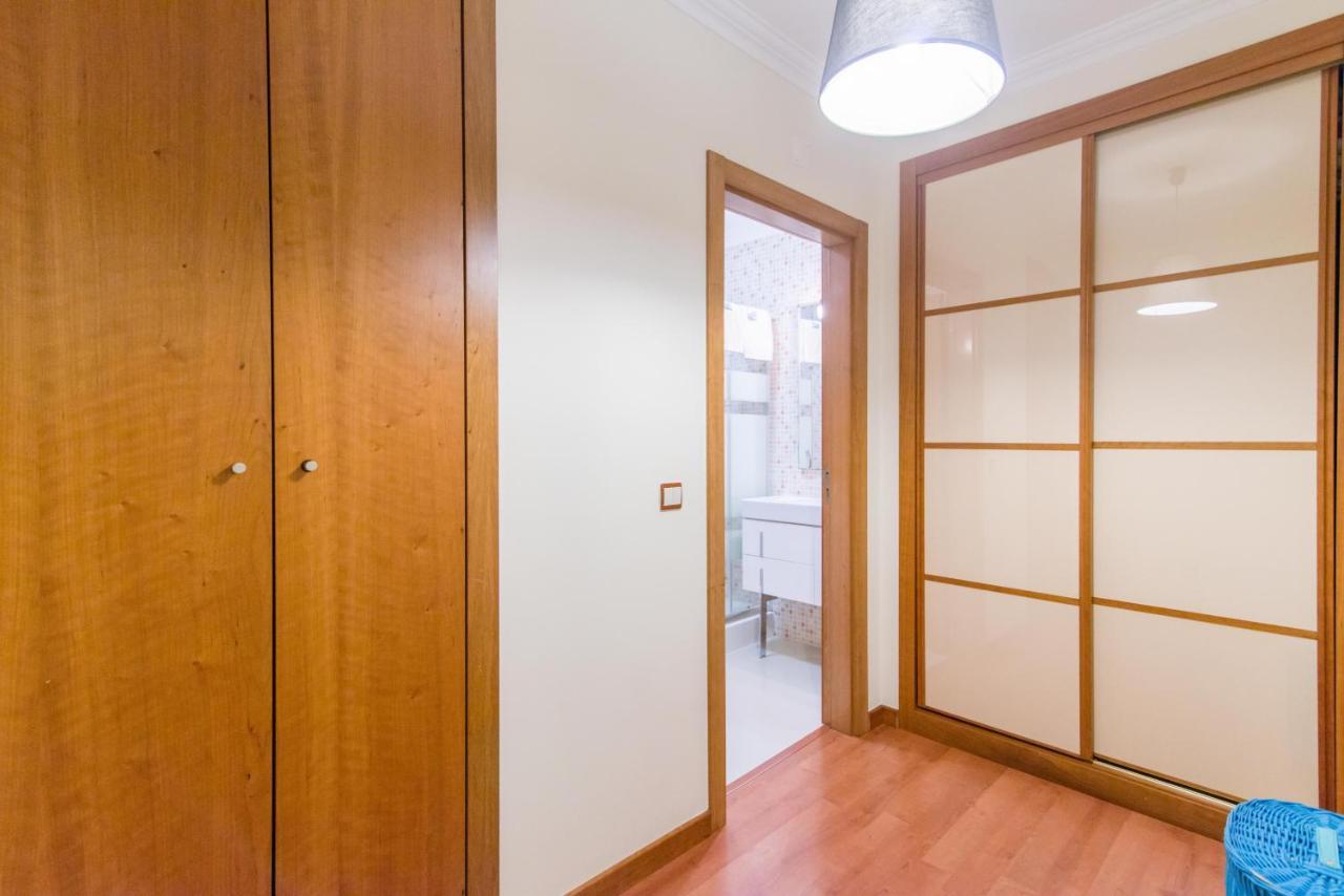 Casa Mergoux - 15 Mins Walk City Center - Quiet - Spacious 塔维拉 外观 照片