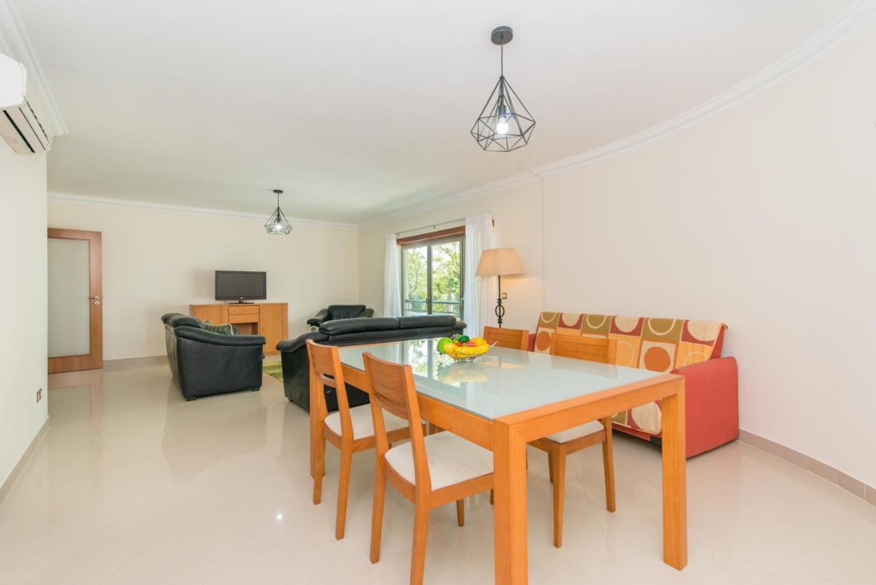 Casa Mergoux - 15 Mins Walk City Center - Quiet - Spacious 塔维拉 外观 照片
