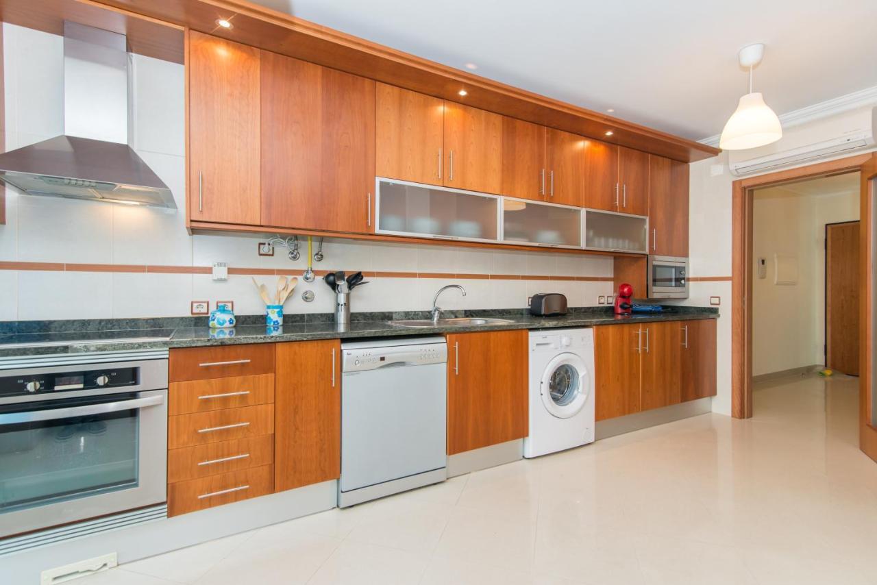 Casa Mergoux - 15 Mins Walk City Center - Quiet - Spacious 塔维拉 外观 照片