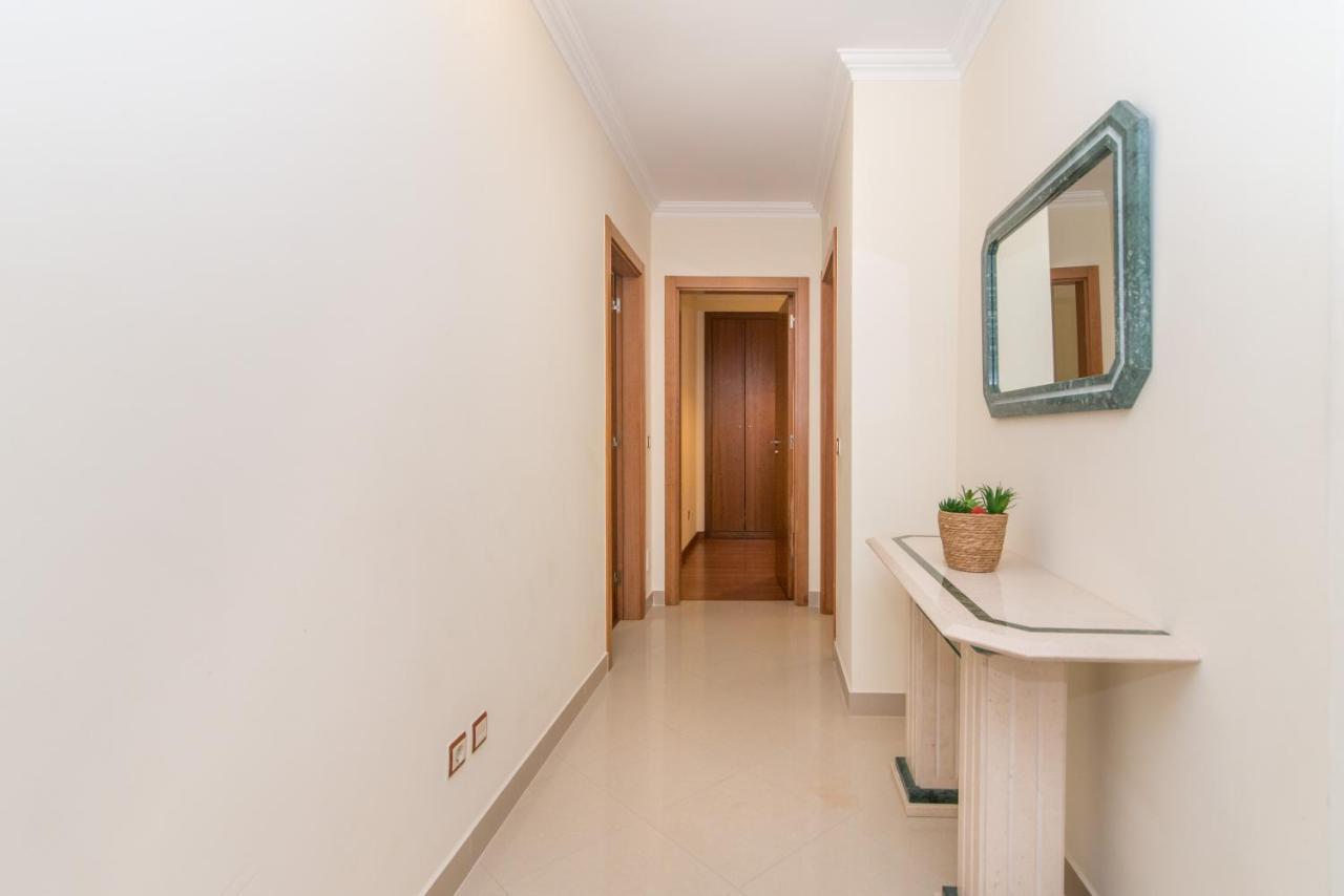 Casa Mergoux - 15 Mins Walk City Center - Quiet - Spacious 塔维拉 外观 照片