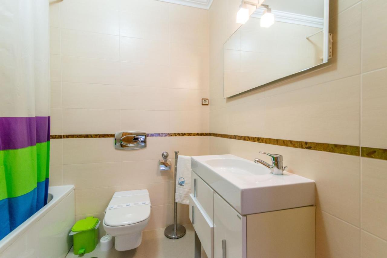 Casa Mergoux - 15 Mins Walk City Center - Quiet - Spacious 塔维拉 外观 照片